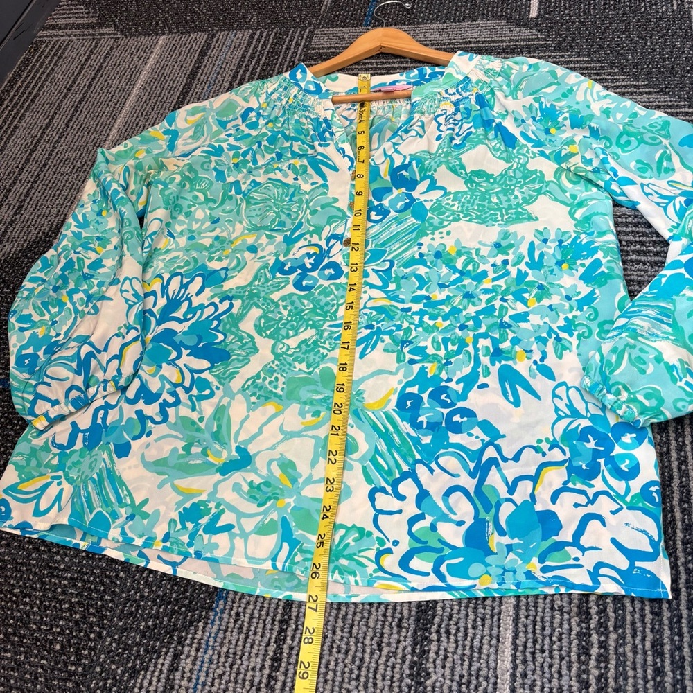 Lilly Pulitzer Elsa Silk Top Large Blue Teal Floral - Picture 12 of 15